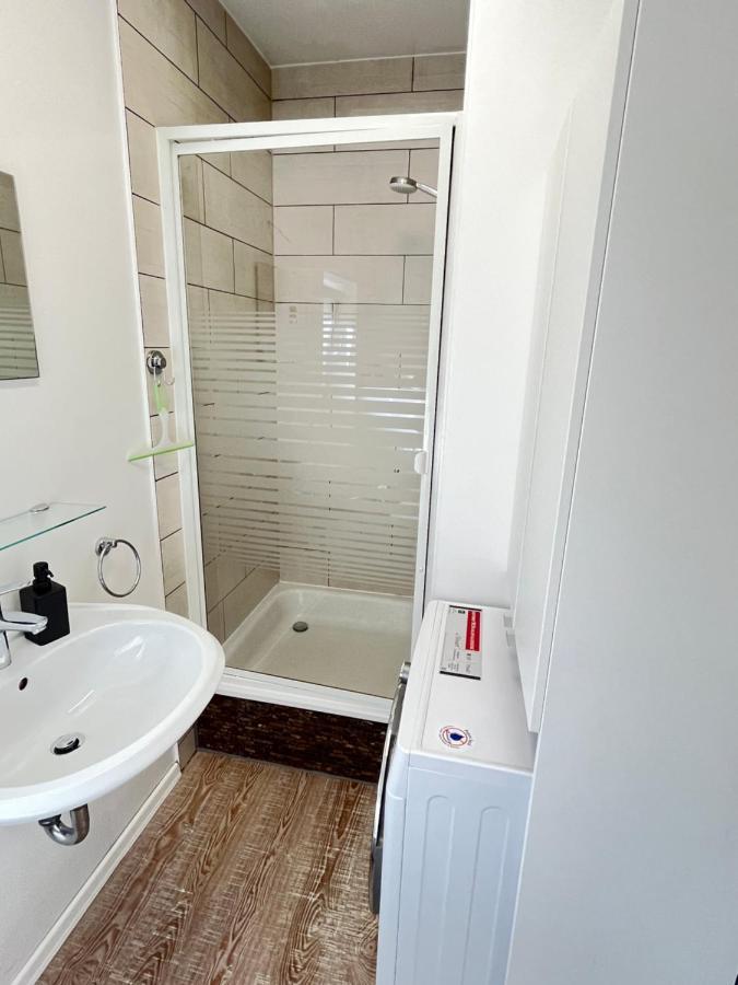 Moderne Wohlfuehl-Wohnung In Troisdorf Altenrath Esterno foto