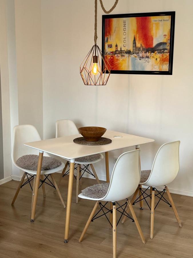 Moderne Wohlfuehl-Wohnung In Troisdorf Altenrath Esterno foto