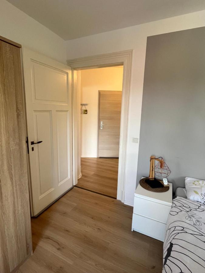 Moderne Wohlfuehl-Wohnung In Troisdorf Altenrath Esterno foto